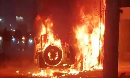 Patna : तेज रफ्तार थार ने 7 लोगों को कुचला, एक की मौत Patna : तेज रफ्तार थार ने 7 लोगों को कुचला, एक की मौत