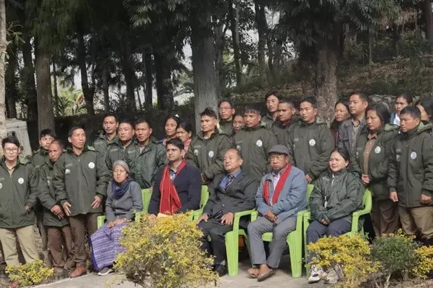 JENGGING: मौलिंग नेशनल पार्क में फ्रंटलाइन स्टाफ को फील्ड गियर बांटे गए JENGGING: मौलिंग नेशनल पार्क में फ्रंटलाइन स्टाफ को फील्ड गियर बांटे गए
