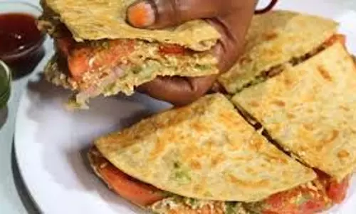 Roti Sandwich  :   मिनटों में बनाएं हेल्दी और टेस्टी सैंडविच