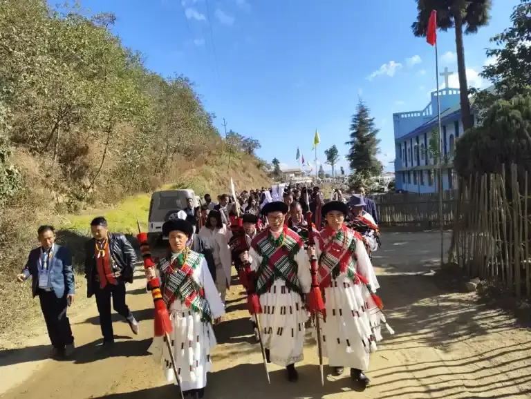 Nagaland: फेक जिले के रजेबा में तीन डीकन को पुजारी नियुक्त किया गया