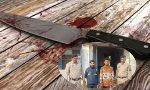 नाई को चाकू घोंपा, ग्राहक ने रची थी हत्या की साजिश