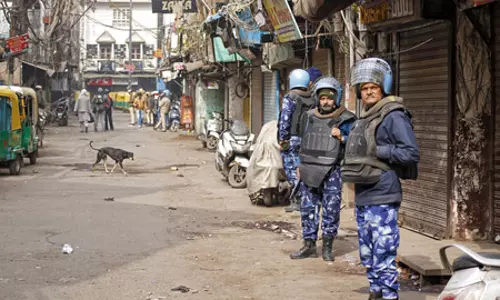 दिल्ली तुर्कमान गेट मामला: पुलिस ने यूट्यूबर सलमान की तलाश तेज की, माहौल बिगाड़ने की कोशिश का आरोप