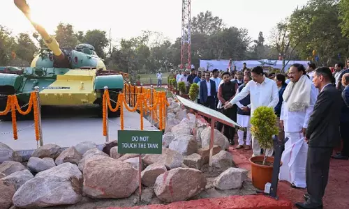 Odisha : लोक भवन गार्डन 10 से 20 जनवरी तक आम लोगों के लिए खुला रहेगा Odisha : लोक भवन गार्डन 10 से 20 जनवरी तक आम लोगों के लिए खुला रहेगा