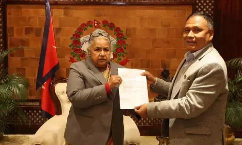 Nepal के ऊर्जा मंत्री ने राजनीतिक जुड़ाव पर सवालों के बाद इस्तीफा दिया