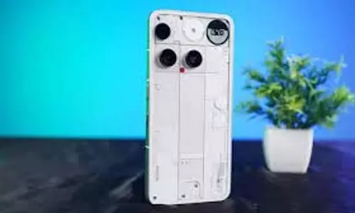 Nothing Phone 3 Price Drop: धड़ाम हुई Nothing Phone 3 की कीमत, 30,000 रुपये तक हुआ सस्ता Nothing Phone 3 Price Drop: धड़ाम हुई Nothing Phone 3 की कीमत, 30,000 रुपये तक हुआ सस्ता