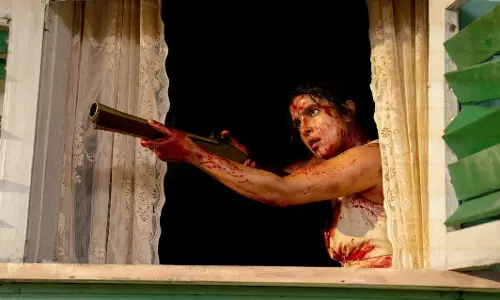 Priyanka Chopra ने ‘द ब्लफ’ में दिखाया दमदार एक्शन लुक