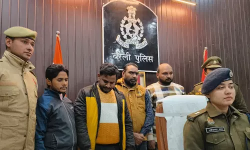 Bareilly: चार सदस्य बोगस फर्म मामले में सलाखों के पीछे Bareilly: चार सदस्य बोगस फर्म मामले में सलाखों के पीछे