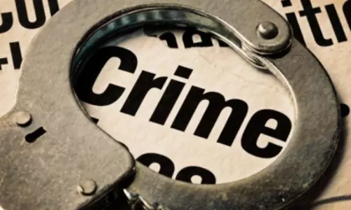 Ujjain में कहासुनी के बाद बदमाश ने नाबालिग लड़के को चाकू मारा Ujjain में कहासुनी के बाद बदमाश ने नाबालिग लड़के को चाकू मारा