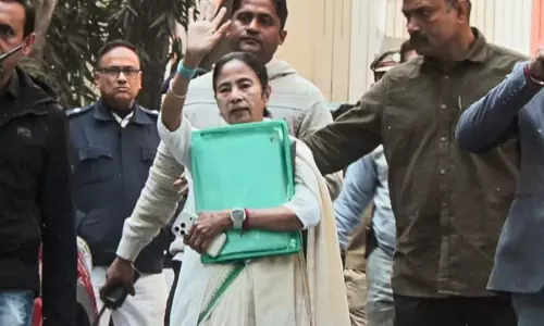 BIG BREAKING: ईडी रेड पर भड़कीं CM ममता, अब प्रवर्तन निदेशालय ने गंभीर आरोप लगाया, जानें सब कुछ