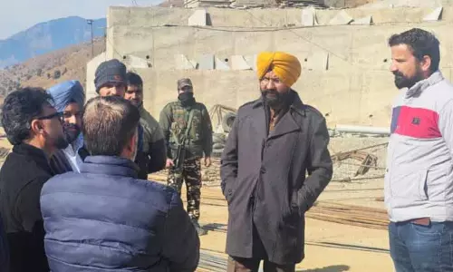 DC Doda ने केंद्रीय विद्यालय भवन के काम की प्रगति का निरीक्षण किया