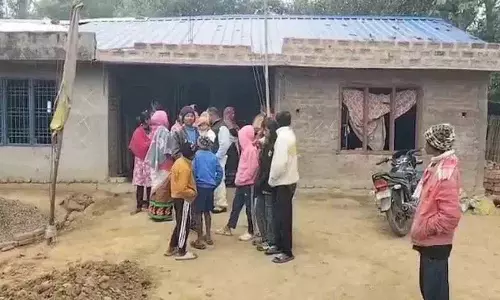 एक आदमी ने Couple पर हमला किया, पुलिस की गोली से उसकी मौत हो गई