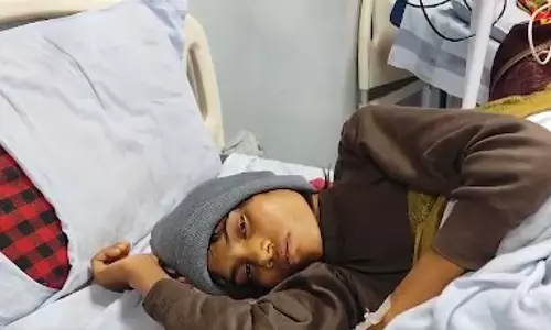 MP की महिला का जीवन रक्षक एयरलिफ्ट, PM एयर एम्बुलेंस से AIIMS भेजा गया MP की महिला का जीवन रक्षक एयरलिफ्ट, PM एयर एम्बुलेंस से AIIMS भेजा गया