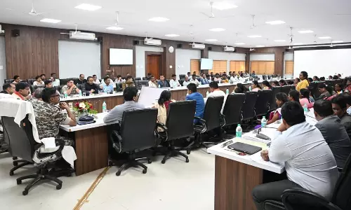 बीजापुर के विकास में महिला समूहों की भूमिका अहम : उपमुख्यमंत्री विजय शर्मा बीजापुर के विकास में महिला समूहों की भूमिका अहम : उपमुख्यमंत्री विजय शर्मा