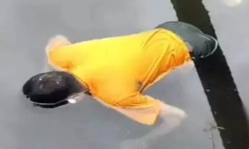 ढाई महीने बाद खुला लाश की पहचान का राज, कब्र से निकाला गया शव ढाई महीने बाद खुला लाश की पहचान का राज, कब्र से निकाला गया शव