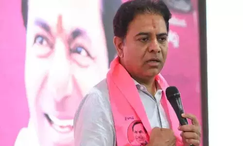 मंत्री जुपल्ली कृष्ण राव अवसरवादी हैं: KTR