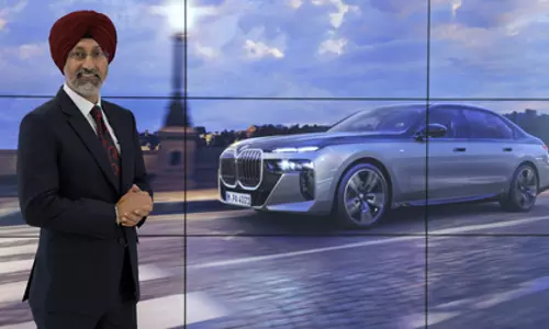 BMW ग्रुप इंडिया ने 2025 में 18,001 यूनिट्स की अब तक की सबसे ज़्यादा कार बिक्री दर्ज की BMW ग्रुप इंडिया ने 2025 में 18,001 यूनिट्स की अब तक की सबसे ज़्यादा कार बिक्री दर्ज की