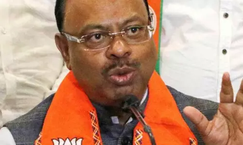 Guardian Minister: कमल से बड़ा कोई नहीं, गठबंधन धर्म का पालन करना चाहिए Guardian Minister: कमल से बड़ा कोई नहीं, गठबंधन धर्म का पालन करना चाहिए