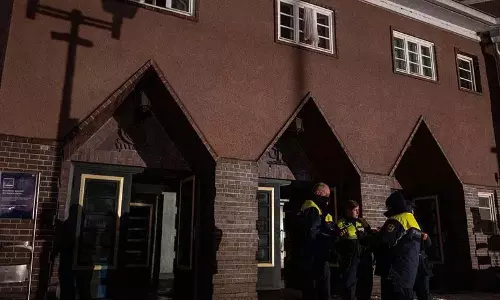 Berlin में कड़ाके की ठंड के बीच दो दिन तक बिजली नहीं रहेगी Berlin में कड़ाके की ठंड के बीच दो दिन तक बिजली नहीं रहेगी