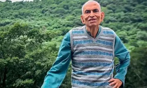 CM पिनारयी विजयन ने भारतीय पर्यावरणविद् माधव गाडगिल को श्रद्धांजलि अर्पित की CM पिनारयी विजयन ने भारतीय पर्यावरणविद् माधव गाडगिल को श्रद्धांजलि अर्पित की