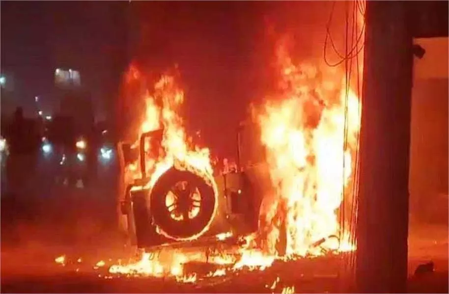 Patna : तेज रफ्तार थार ने 7 लोगों को कुचला, एक की मौत Patna : तेज रफ्तार थार ने 7 लोगों को कुचला, एक की मौत