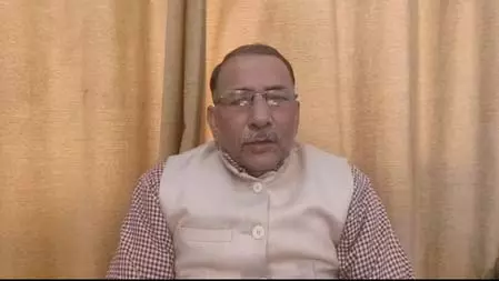 बिहार: बीएसएससी अध्यक्ष आलोक राज के इस्तीफे पर बवाल, राजद ने कहा- सरकार स्थिति स्पष्ट करे बिहार: बीएसएससी अध्यक्ष आलोक राज के इस्तीफे पर बवाल, राजद ने कहा- सरकार स्थिति स्पष्ट करे