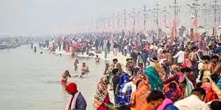Magh Mela 2026: जानें माघ मेला और कुंभ मेले में क्या है अंतर Magh Mela 2026: जानें माघ मेला और कुंभ मेले में क्या है अंतर