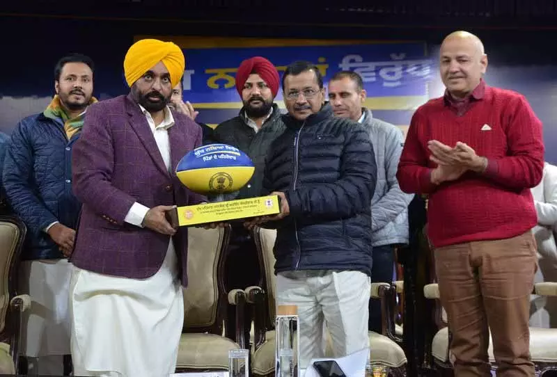 नशे की समस्या लहर से खत्म हो सकती है, केहर से नहीं: Mann नशे की समस्या लहर से खत्म हो सकती है, केहर से नहीं: Mann