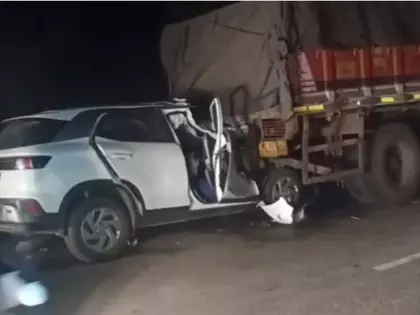 Jharkhand के खूंटी में सड़क हादसे में पादरी समेत दो लोगों की मौत Jharkhand के खूंटी में सड़क हादसे में पादरी समेत दो लोगों की मौत