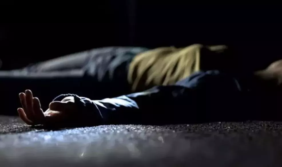 Bareilly: महिला का शव घर में फंदे से बरामद Bareilly: महिला का शव घर में फंदे से बरामद