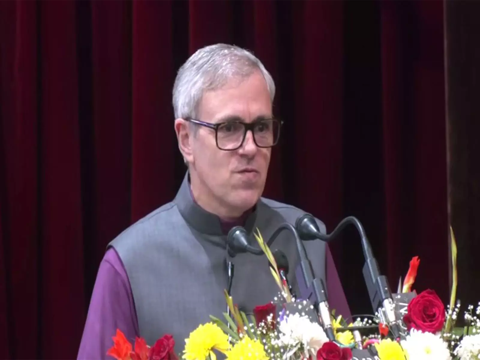 उमर अब्दुल्ला ने माता वैष्णो देवी संस्थान में MBBS पाठ्यक्रम बंद करने के फैसले की आलोचना की उमर अब्दुल्ला ने माता वैष्णो देवी संस्थान में MBBS पाठ्यक्रम बंद करने के फैसले की आलोचना की