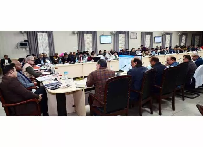 CM ने कठुआ और सांबा में विकास परिदृश्य की समीक्षा की CM ने कठुआ और सांबा में विकास परिदृश्य की समीक्षा की