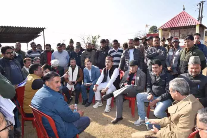 हाउस कमेटी ने उधमपुर में JJM स्कीमों का इंस्पेक्शन किया हाउस कमेटी ने उधमपुर में JJM स्कीमों का इंस्पेक्शन किया