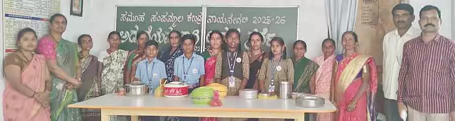 Hot Meal कुकिंग कॉम्पिटिशन: रेणुका ने पहला स्थान हासिल किया Hot Meal कुकिंग कॉम्पिटिशन: रेणुका ने पहला स्थान हासिल किया
