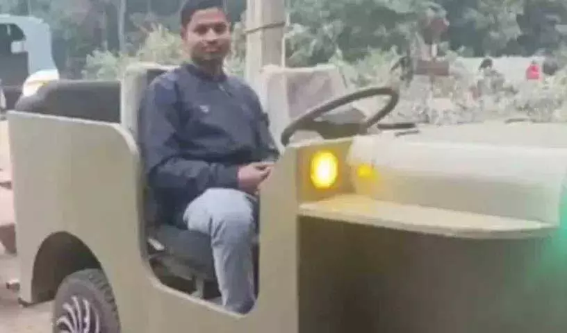 बिहार के एक शख्स ने 18 दिनों में सिर्फ 1 लाख रुपये में 5-सीटर Electric Jeep बनाई बिहार के एक शख्स ने 18 दिनों में सिर्फ 1 लाख रुपये में 5-सीटर Electric Jeep बनाई