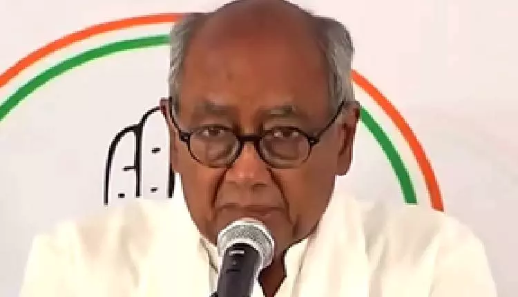 Indore जल त्रासदी: दिग्विजय सिंह ने न्यायिक जांच की मांग की Indore जल त्रासदी: दिग्विजय सिंह ने न्यायिक जांच की मांग की
