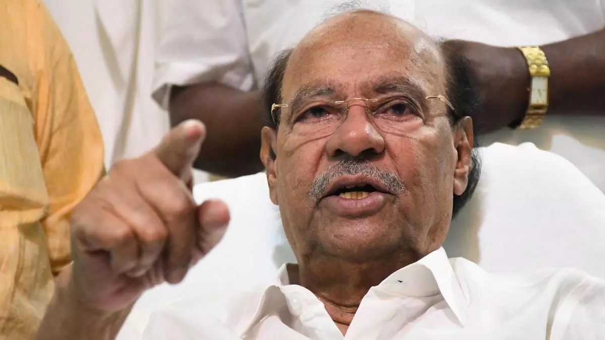 PMK संस्थापक एस. रामदास ने अंबुमणि की NDA बातचीत को खारिज किया PMK संस्थापक एस. रामदास ने अंबुमणि की NDA बातचीत को खारिज किया
