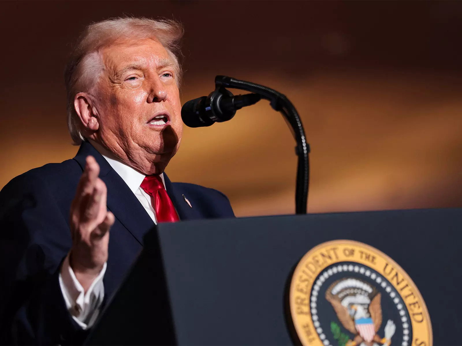 Trump का दावा: आठ युद्ध समाप्त, नॉर्वे ने नोबेल शांति पुरस्कार देने से किया इनकार Trump का दावा: आठ युद्ध समाप्त, नॉर्वे ने नोबेल शांति पुरस्कार देने से किया इनकार