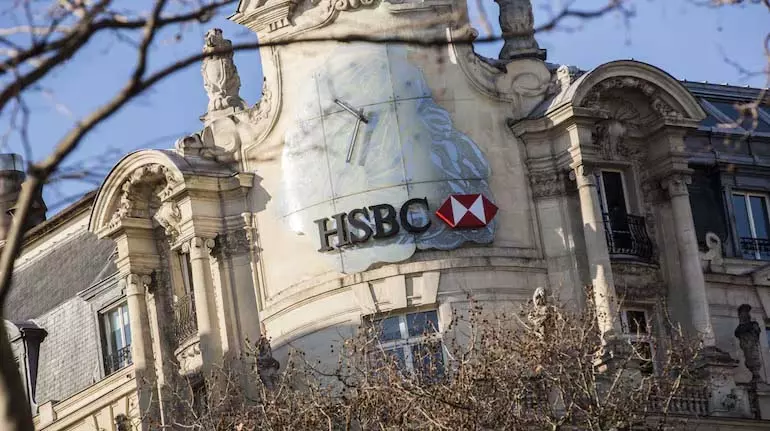 HSBC फ्रेंच टैक्स डिविडेंड जांच खत्म करने के लिए €300 मिलियन देने पर सहमत हुआ HSBC फ्रेंच टैक्स डिविडेंड जांच खत्म करने के लिए €300 मिलियन देने पर सहमत हुआ