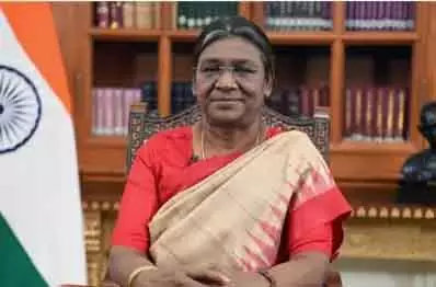 अग्नि सरसुलो: आग में खिले कमल Draupadi Murmu की कहानी अग्नि सरसुलो: आग में खिले कमल Draupadi Murmu की कहानी