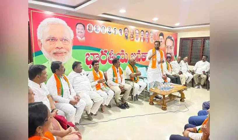 Medak के सांसद रघुनंदन राव का महिलाओं और वोटों पर विवादित बयान Medak के सांसद रघुनंदन राव का महिलाओं और वोटों पर विवादित बयान