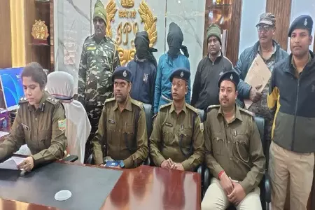 कोर्ट में सजा सुनाए जाने के बाद फरार हुए दो अपराधियों को पुलिस ने 24 घंटे में दबोचा कोर्ट में सजा सुनाए जाने के बाद फरार हुए दो अपराधियों को पुलिस ने 24 घंटे में दबोचा