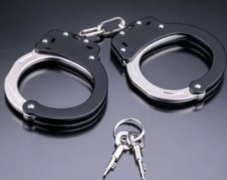 सिम कार्डों की अवैध बिक्री के आरोप में TSP के सेल्स मैनेजर गिरफ्तार सिम कार्डों की अवैध बिक्री के आरोप में TSP के सेल्स मैनेजर गिरफ्तार