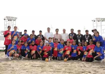 KIBG 2026: तमिलनाडु के प्रसन्ना बेंद्रे ने गोल्ड जीता, बीच वॉलीबॉल में विजयी प्रदर्शन KIBG 2026: तमिलनाडु के प्रसन्ना बेंद्रे ने गोल्ड जीता, बीच वॉलीबॉल में विजयी प्रदर्शन