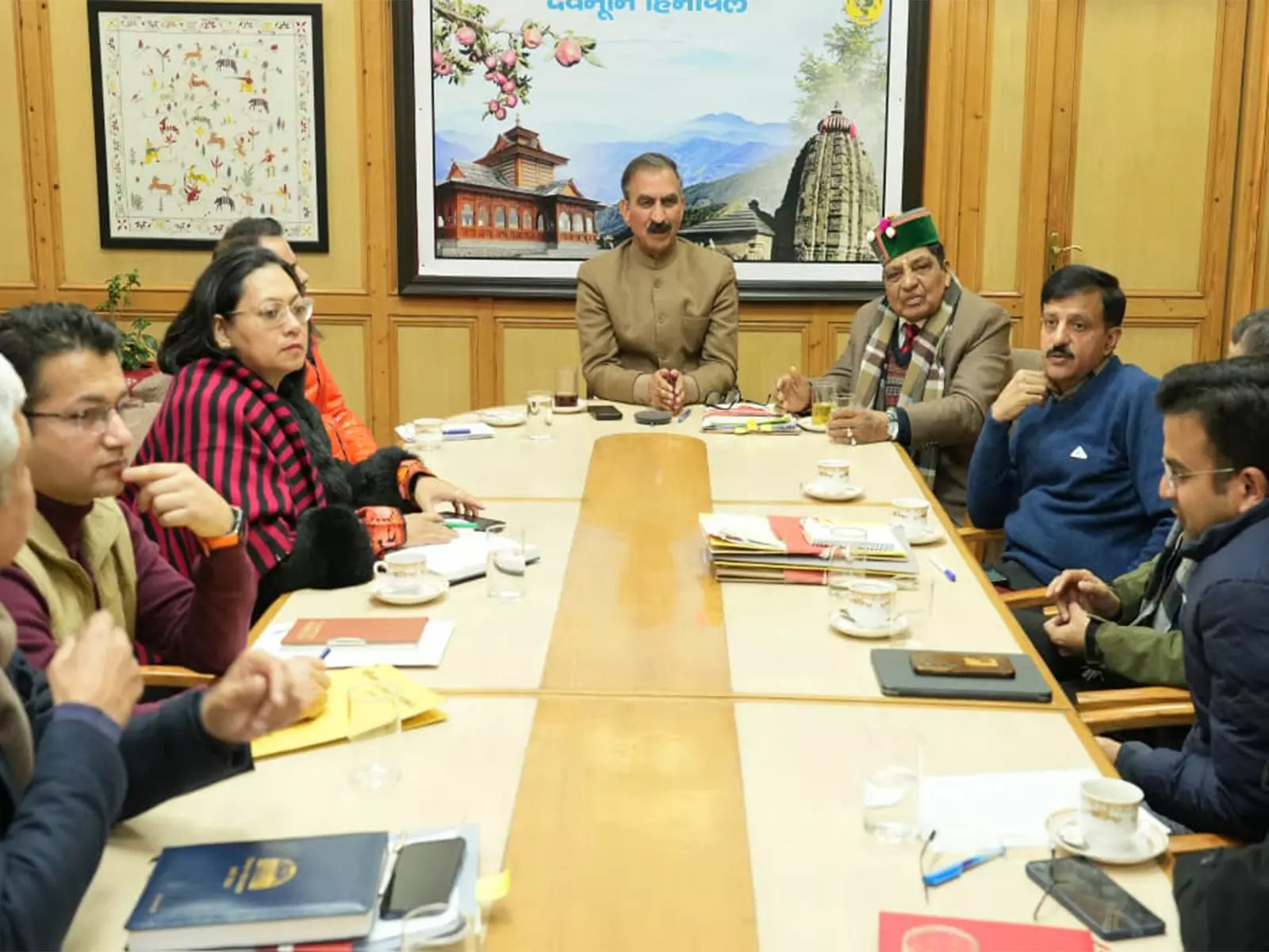 CM सुखु ने स्वास्थ्य सेवाओं में ऑनलाइन सुविधाओं के एकीकरण का निर्देश दिया CM सुखु ने स्वास्थ्य सेवाओं में ऑनलाइन सुविधाओं के एकीकरण का निर्देश दिया