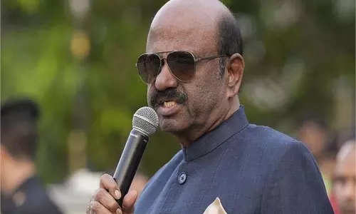 Bengal: राज्यपाल को मिली जान से मारने की धमकी, हाई अलर्ट पर पुलिस Bengal: राज्यपाल को मिली जान से मारने की धमकी, हाई अलर्ट पर पुलिस