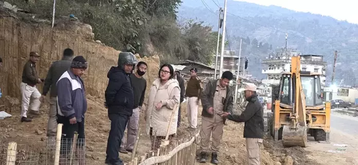 DAPORIJO: अवैध निर्माण ध्वस्त DAPORIJO: अवैध निर्माण ध्वस्त