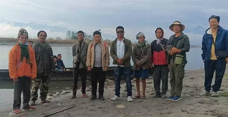 Arunachal मेबो में सियांग नदी के किनारे बाढ़ नियंत्रण सर्वे किया गया Arunachal मेबो में सियांग नदी के किनारे बाढ़ नियंत्रण सर्वे किया गया