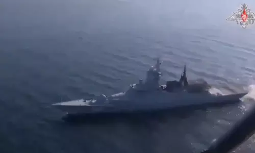 3 भारतीय क्रू मेंबर अमेरिका के कब्जे में 3 भारतीय क्रू मेंबर अमेरिका के कब्जे में