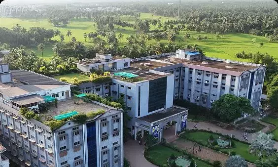 Andhra: ग्राम सभा में झड़प, सरपंच और पति घायल Andhra: ग्राम सभा में झड़प, सरपंच और पति घायल