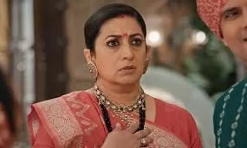Kyunki Saas Bhi Kabhi Bahu Thi: तुलसी को गायत्री लेकर आएगी शांतिनिकेतन वापस Kyunki Saas Bhi Kabhi Bahu Thi: तुलसी को गायत्री लेकर आएगी शांतिनिकेतन वापस